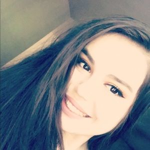 Meet your Posher, Haley